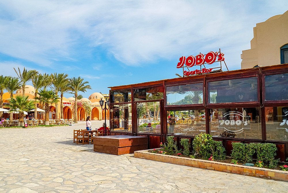 مراجعة وصور لـ Joes Sports Bar: أجواء رياضية مثالية للمشاهدة